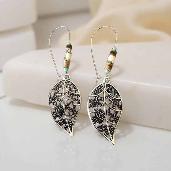 Bohemian Leaf Shaped Silver Tone Hoop Earrings - Picture 1 of 5